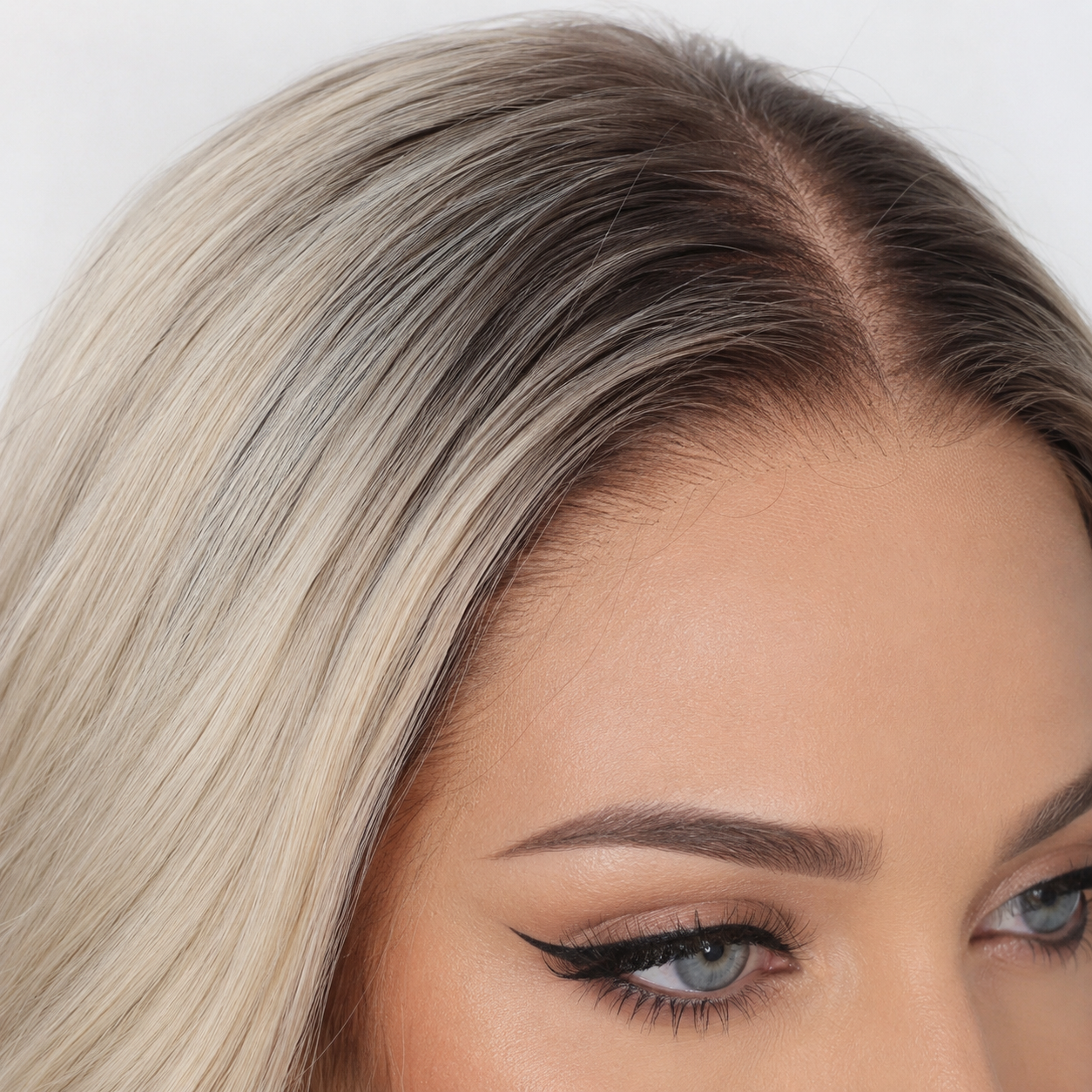 Rooted Blonde 13x6 HD Lace Front Body Wave Wig | Balayage Lace Wig